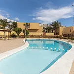Private Terrace - Pool בית נופש קוסטה קלמה