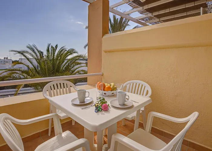 Private Terrace - Pool كوستا كالما